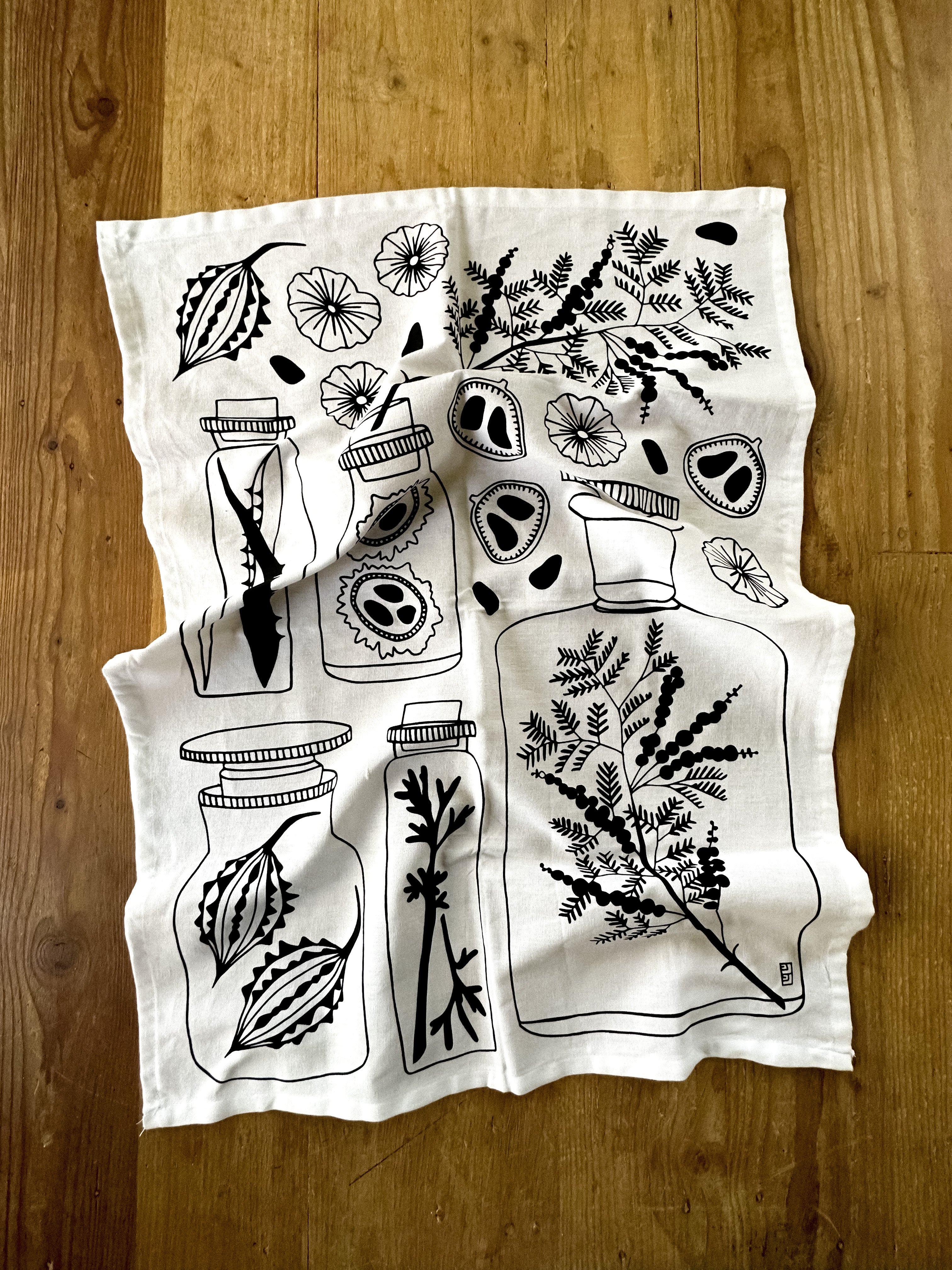 Ida line Tea Towel In Black and White By Lulu Kitololo